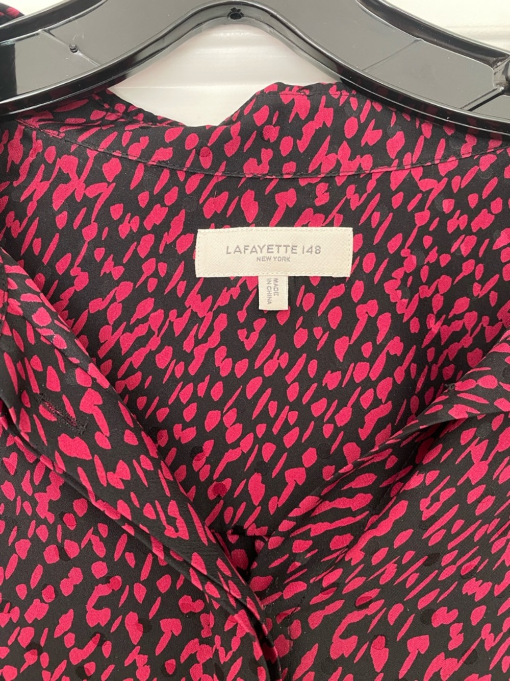 Lafayette 148 New York 100% Silk Printed Button Front Blouse – Pink & Black XL - Picture 3 of 8